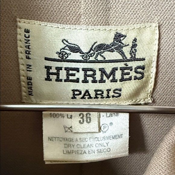 Vintage Hermes Camel Double-Breasted Trench Coat - SPECTACULAR COAT! - Picture 4 of 17